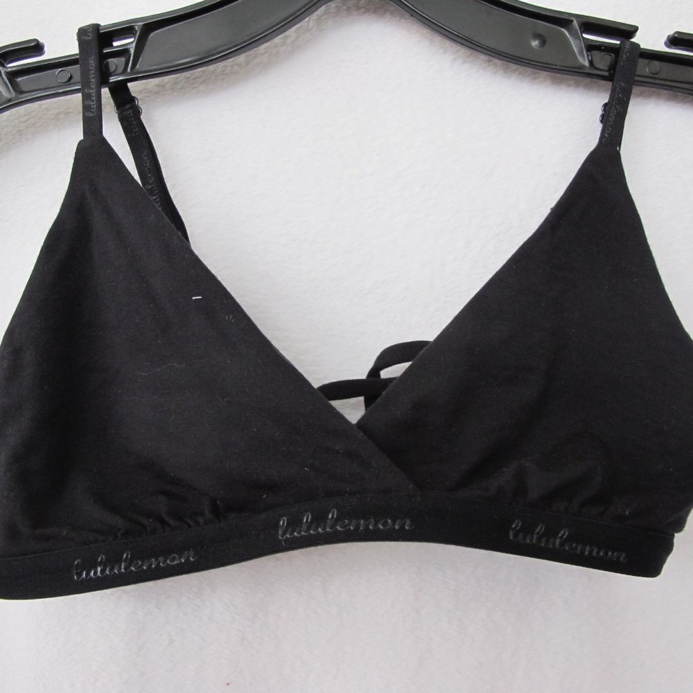 Lululemon Cross-over Strappy Bralette - S